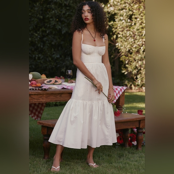 White Broderie Anglaise 'Elia' House of CB- large (plus cup!)